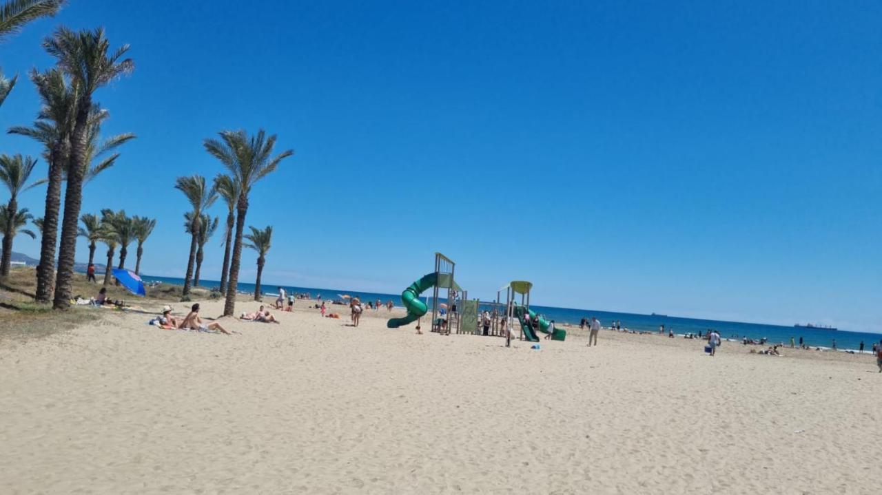 Apartament Carrer I'Iiia Grao de Castellon Dış mekan fotoğraf